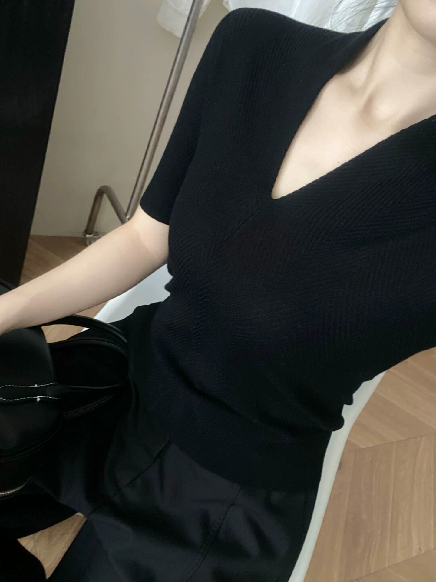 Light Luxury High-End White V- - огляд і ціна Women'S Fashion For Summer 2026